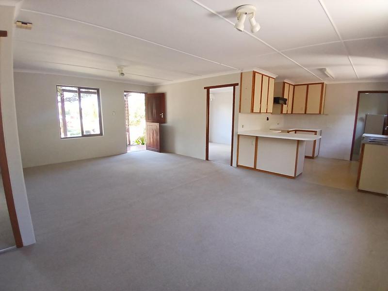 2 Bedroom Property for Sale in Stilbaai Wes Western Cape